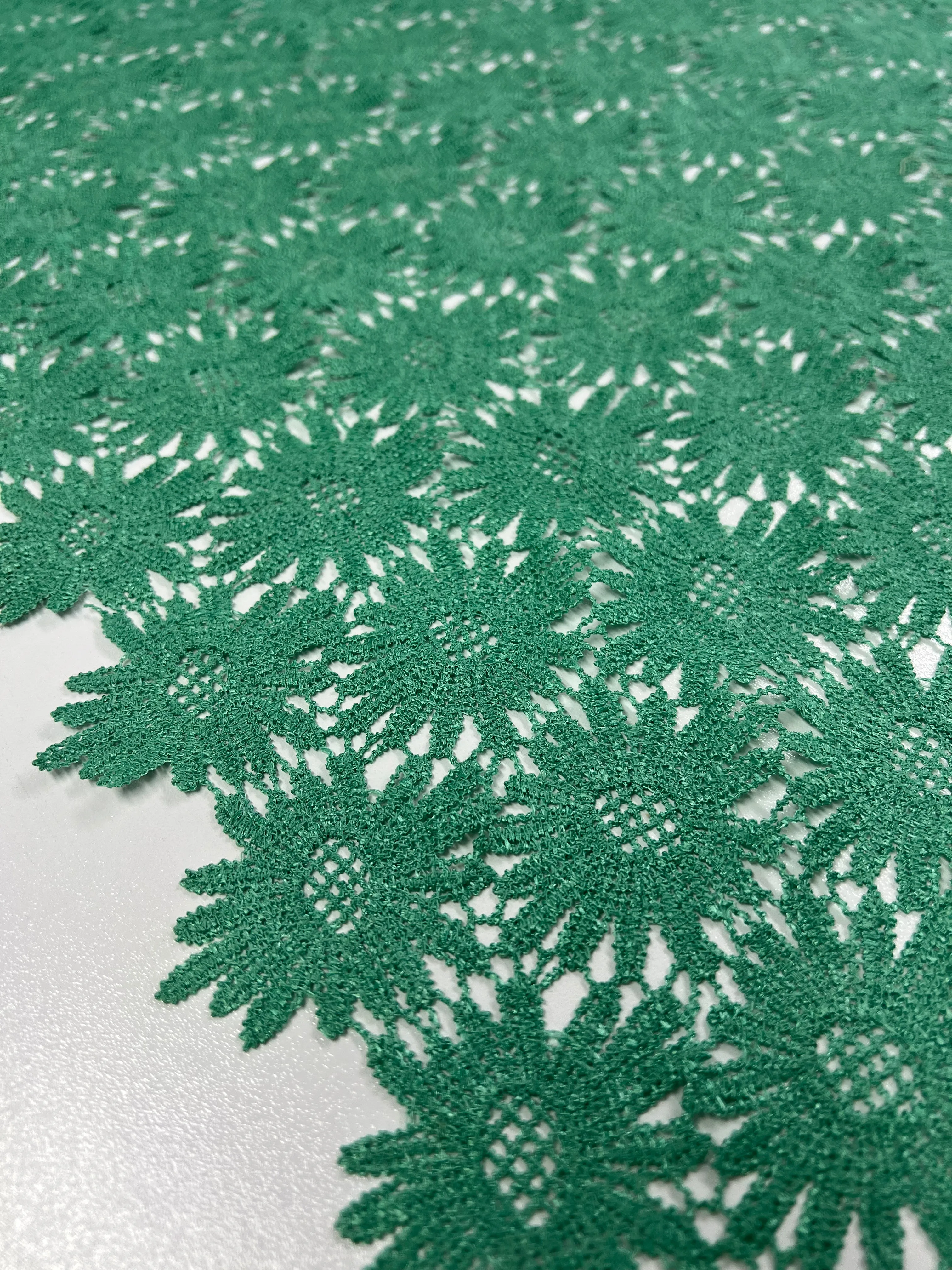 Anglaise Lace - Stone Green - 110cm