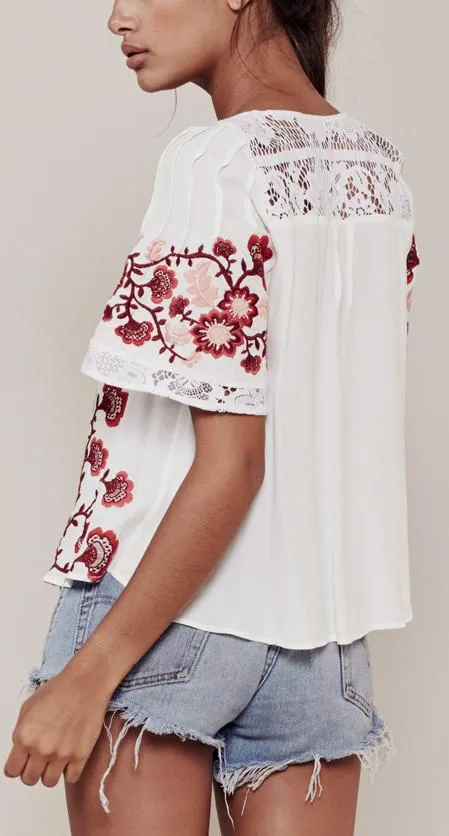 'Isabella' Floral Embroidered Lace Panel Top