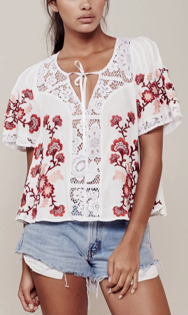 'Isabella' Floral Embroidered Lace Panel Top