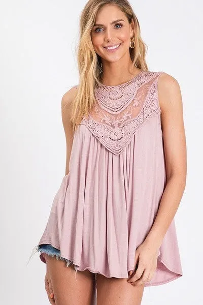 Lace patch detail tank top with keyhole and button - Blush