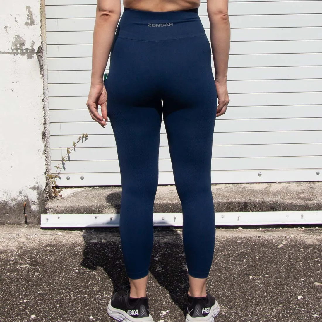 Seamless High-Waisted 7/8 Running Leggings