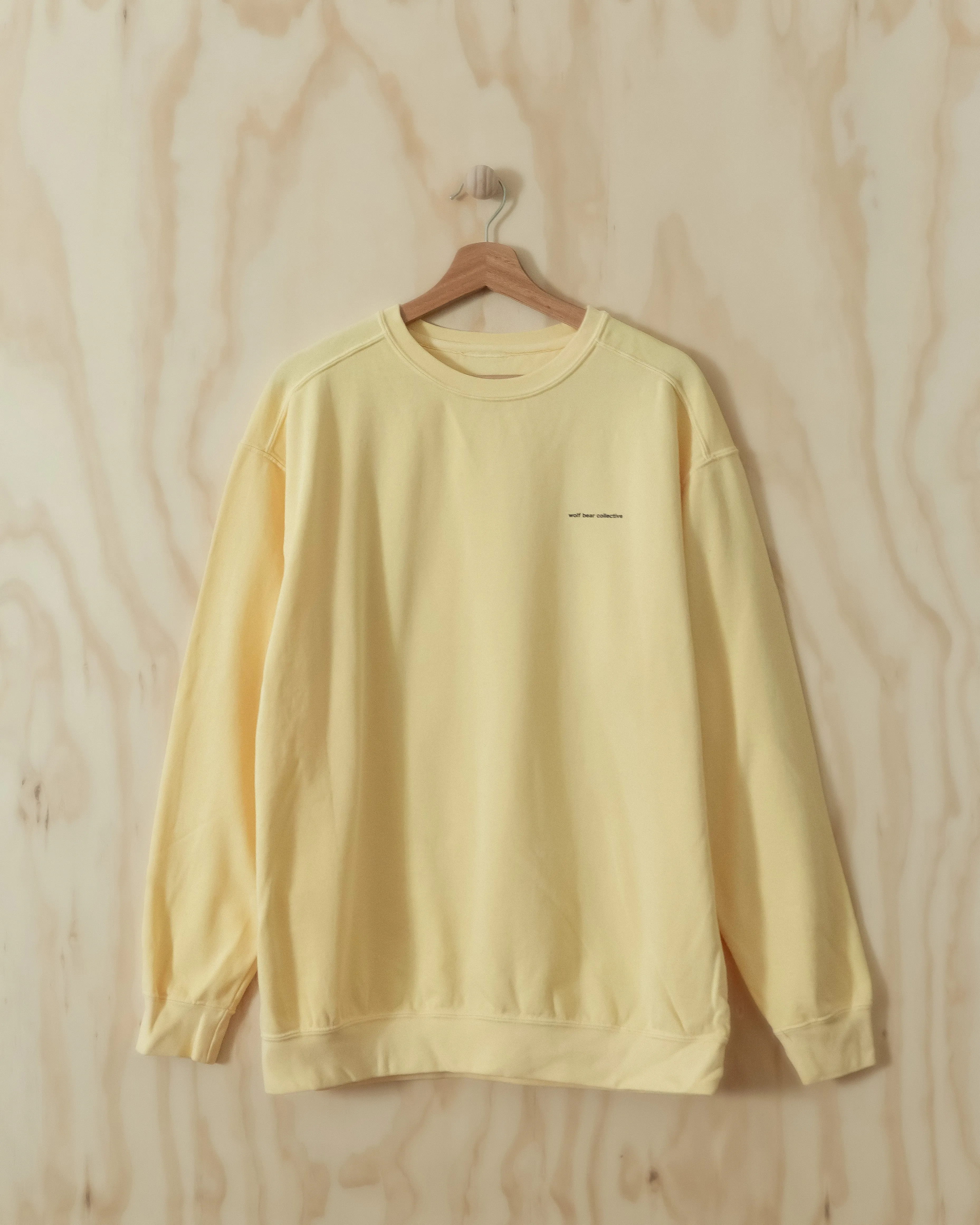 vintage staple unisex crew // butter