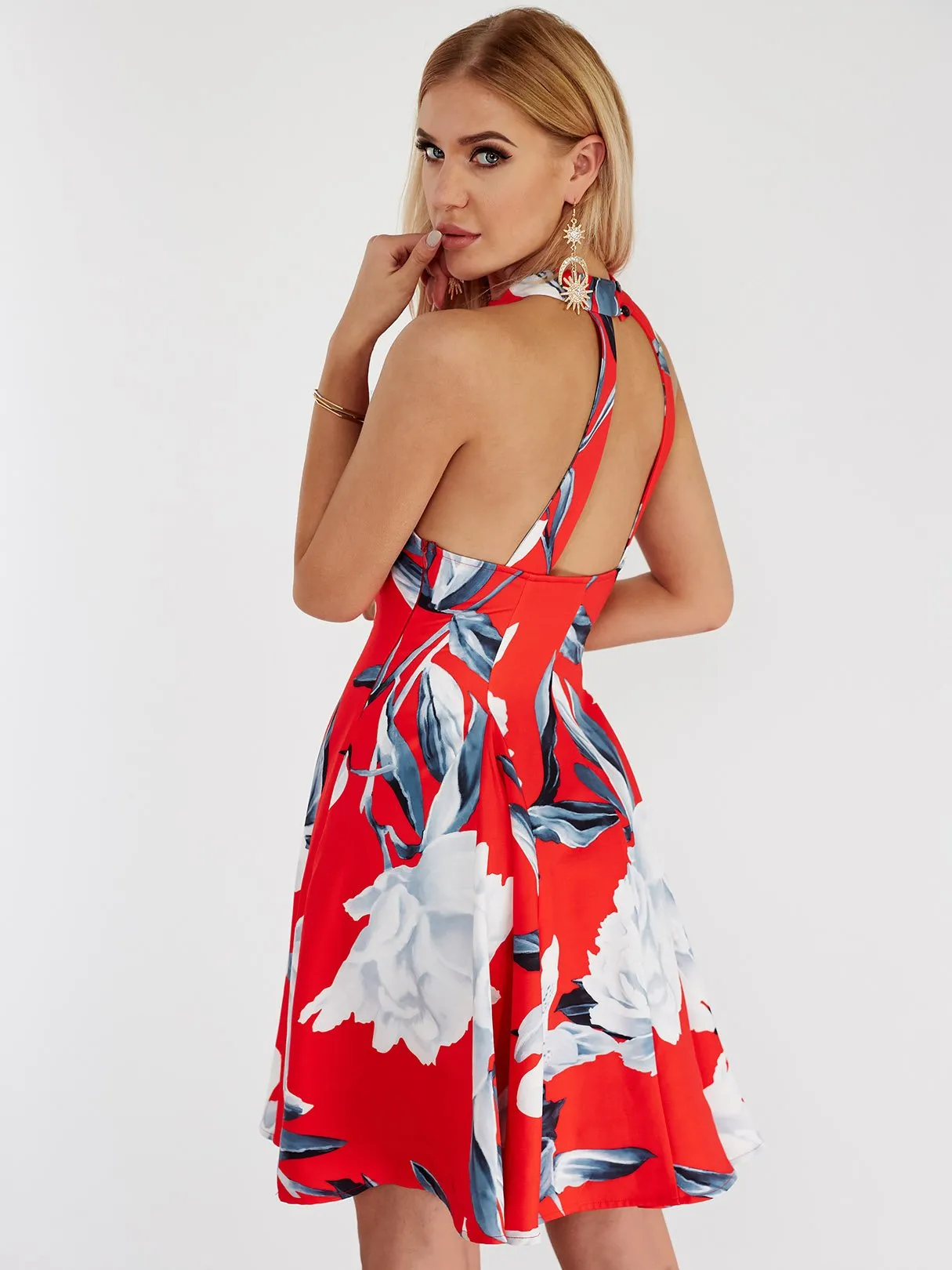 Wholesale Red Halter Sleeveless Floral Print Backless Flounced Hem Dresses