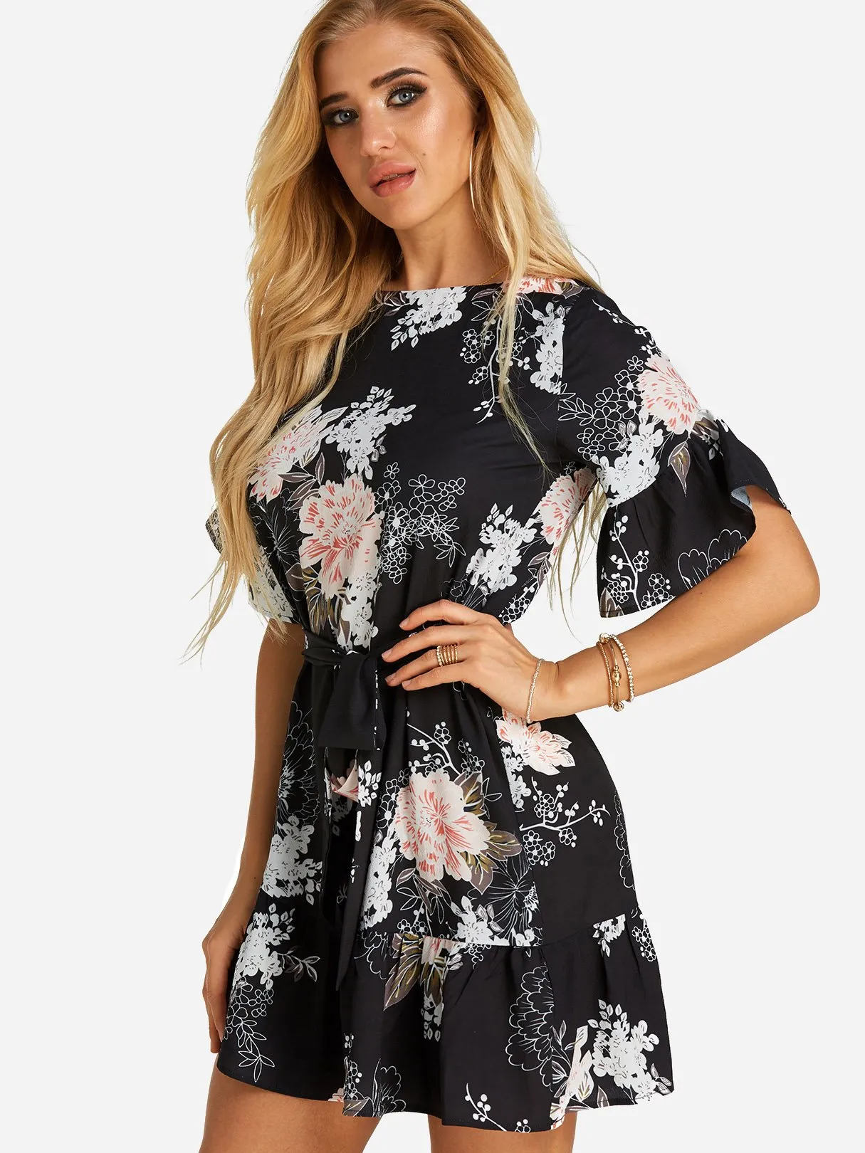 Wholesale Round Neck Short Sleeve Floral Print Self-Tie Flounced Hem Dresses